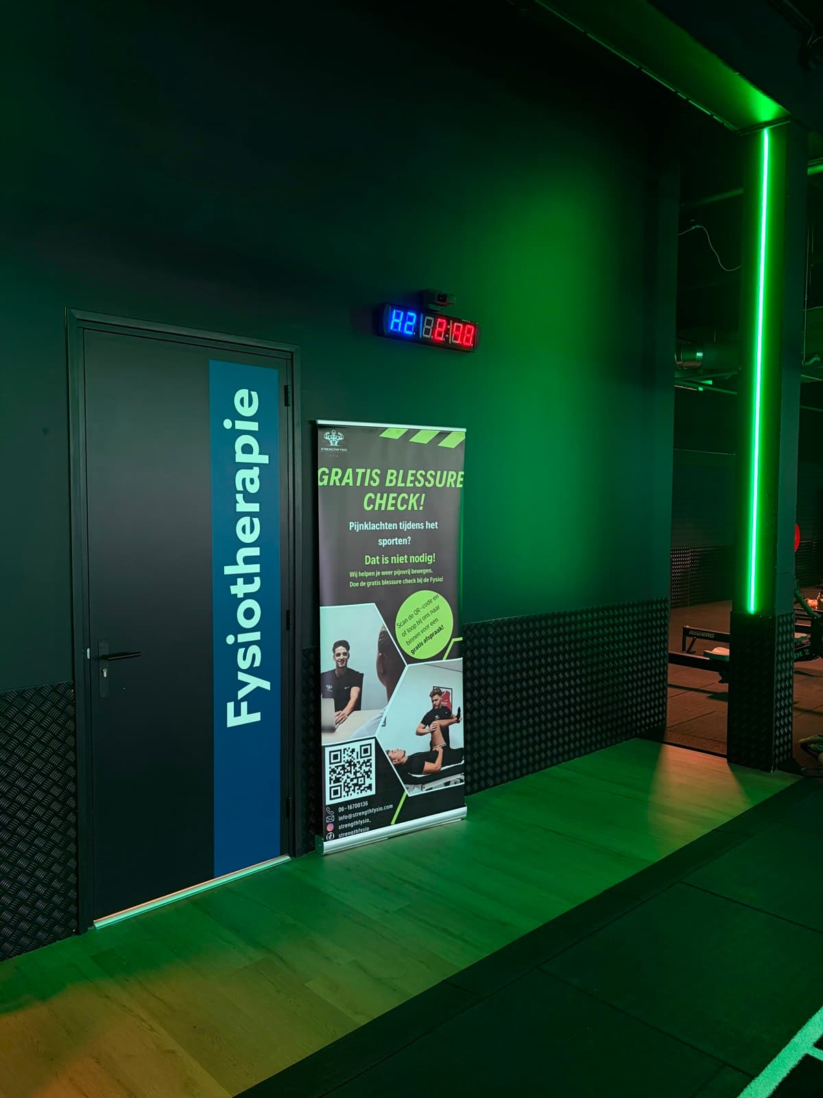 De fysiotherapieruimte van StrengthFysio in GymOne Alkmaar